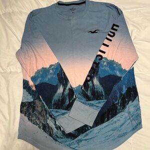 Hollister Mountain Graphic Long Sleeve Tee